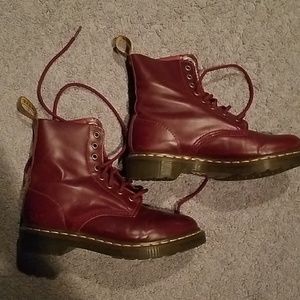 Womens Doc Martens Pascal red size US 6